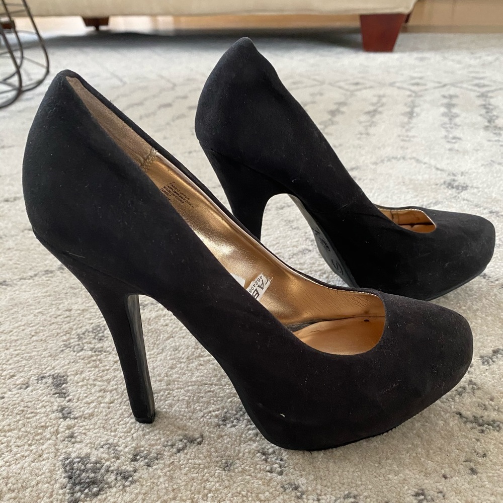 Black heels